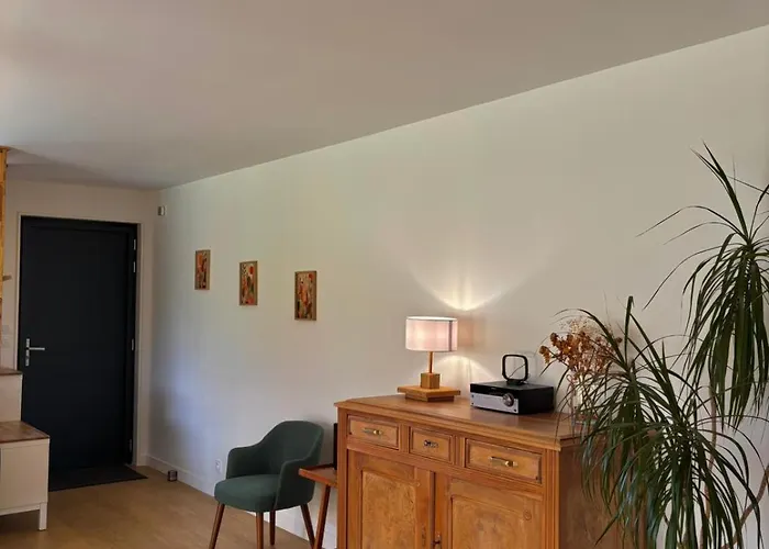 Des Peupliers Сasa de vacaciones Courlay